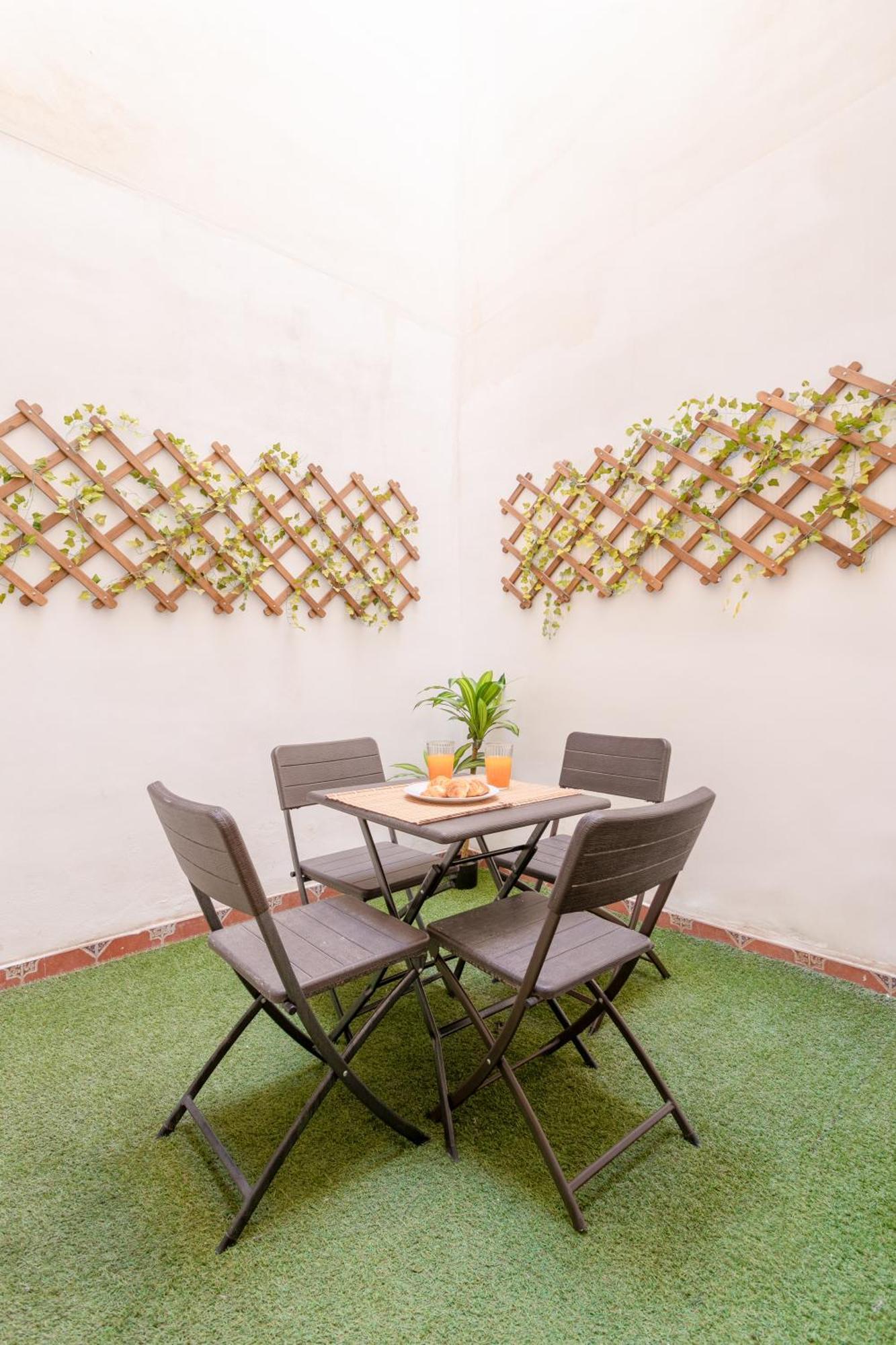 Apartamentos Centricos De San Leandro Alicante Esterno foto