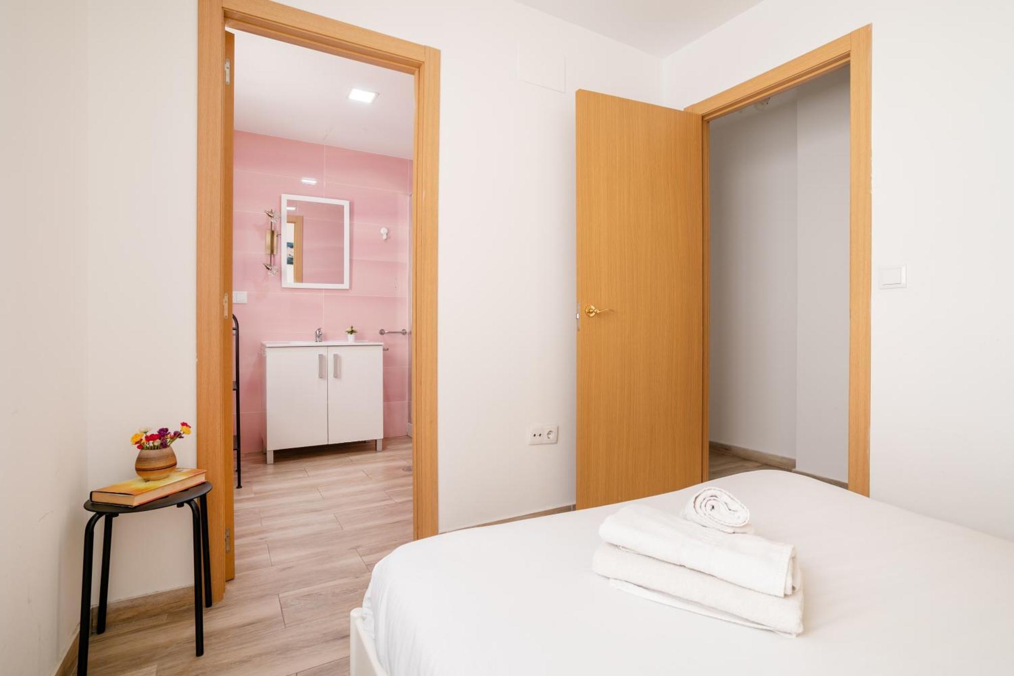 Apartamentos Centricos De San Leandro Alicante Esterno foto